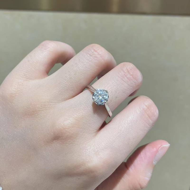 4.0mm排戒S925银镀白金Women's Ring定制选款副石Moissanite4.1ct